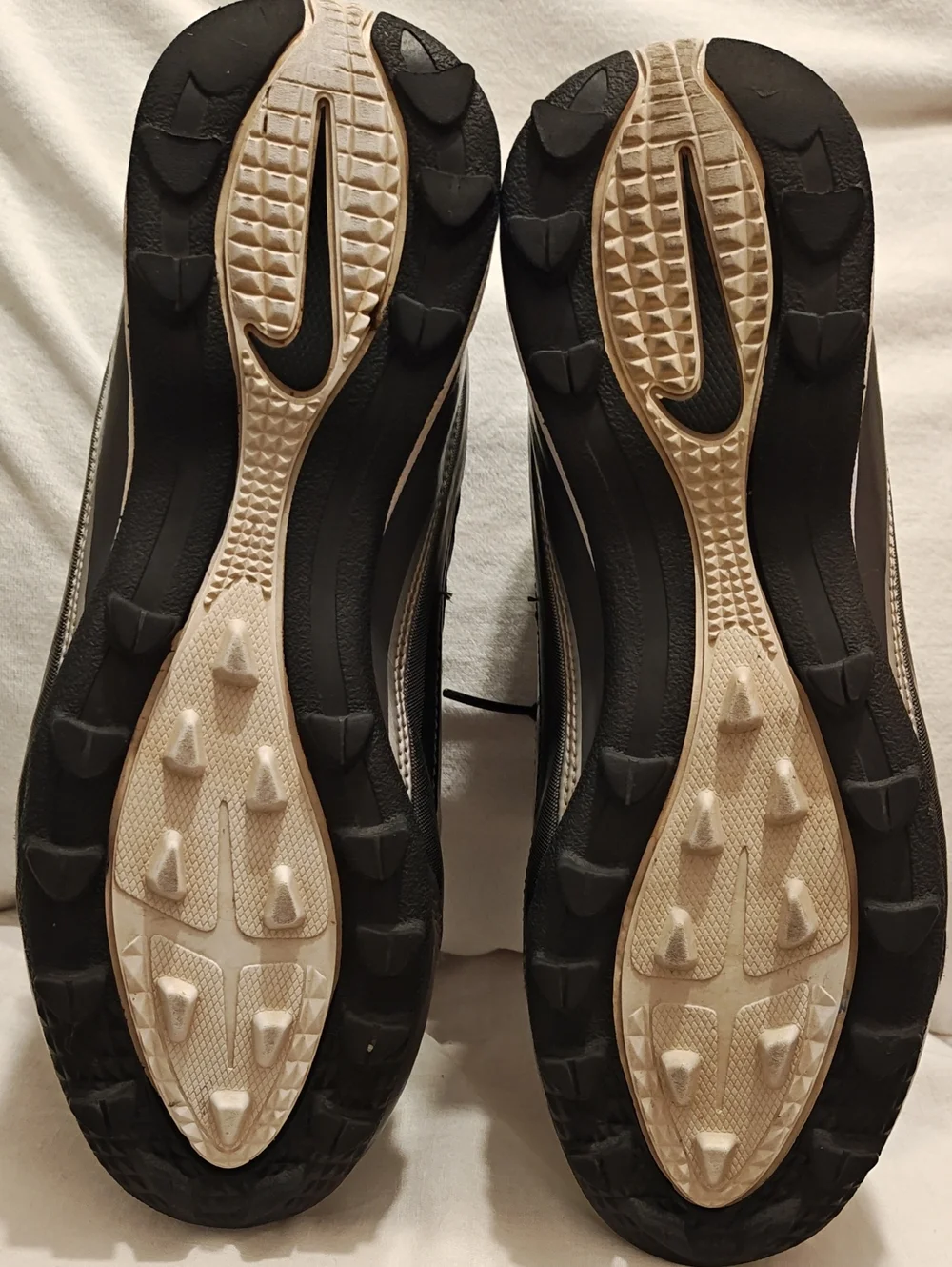 Nike Youth Black and White Athletic Football Cleats